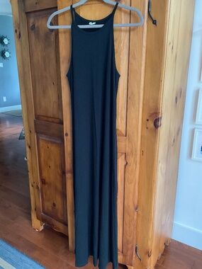 Arket black racer tank maxi with side slits S